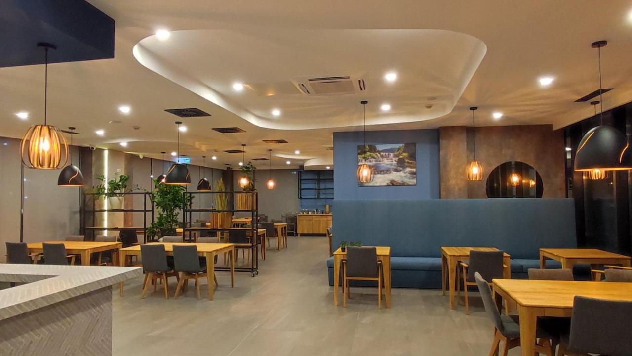 Hotel Gold Jet Bihac Ngoại thất bức ảnh