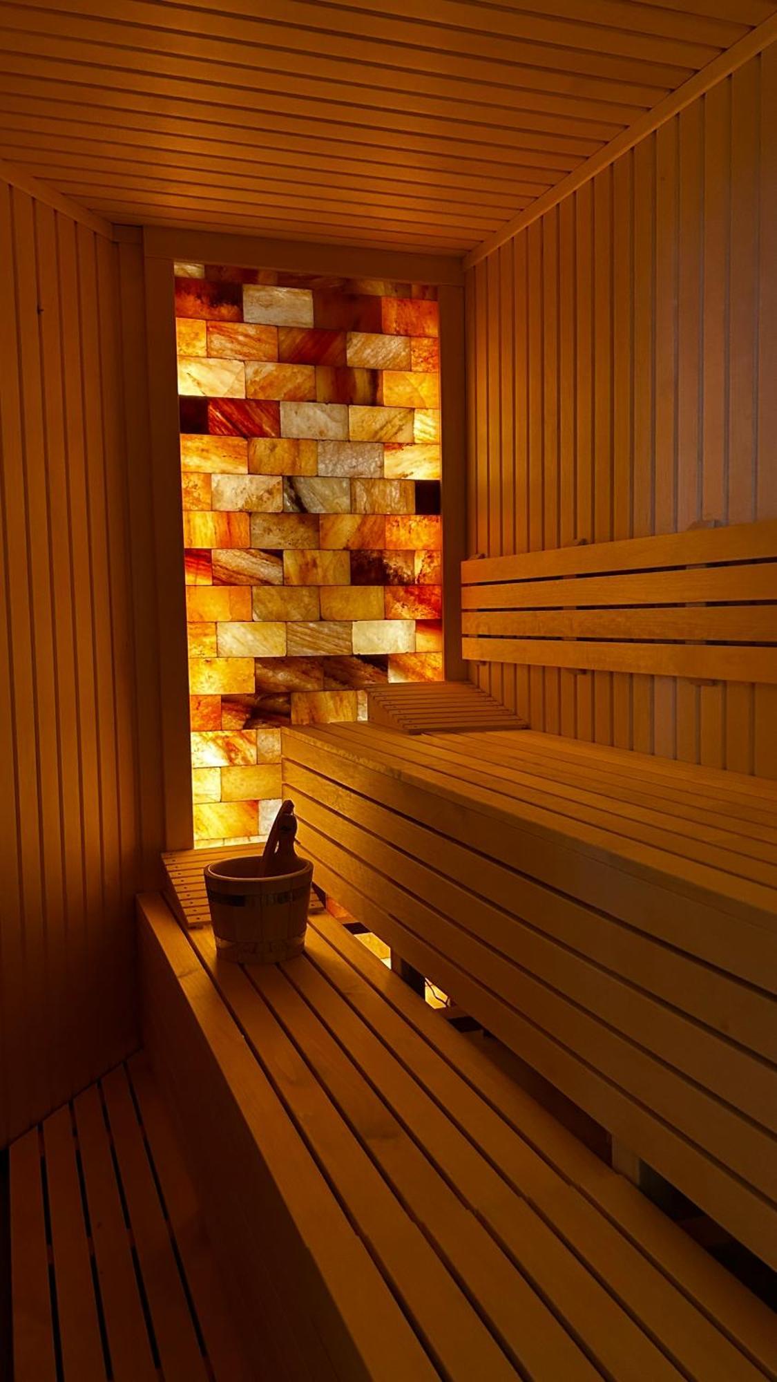 Hotel Gold Jet Bihac Ngoại thất bức ảnh