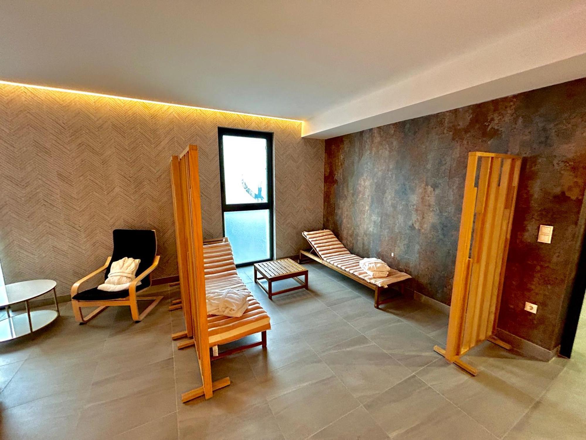 Hotel Gold Jet Bihac Ngoại thất bức ảnh