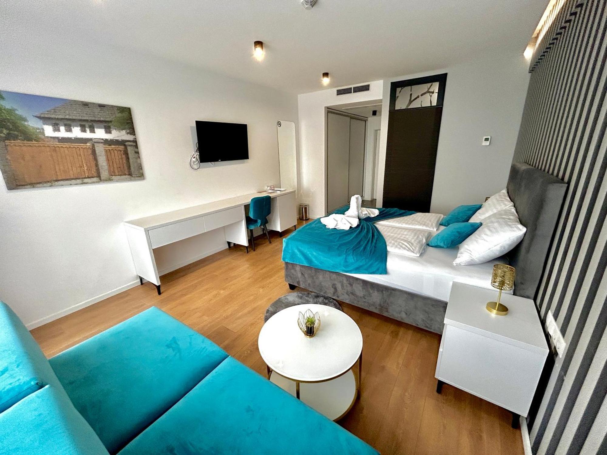 Hotel Gold Jet Bihac Ngoại thất bức ảnh