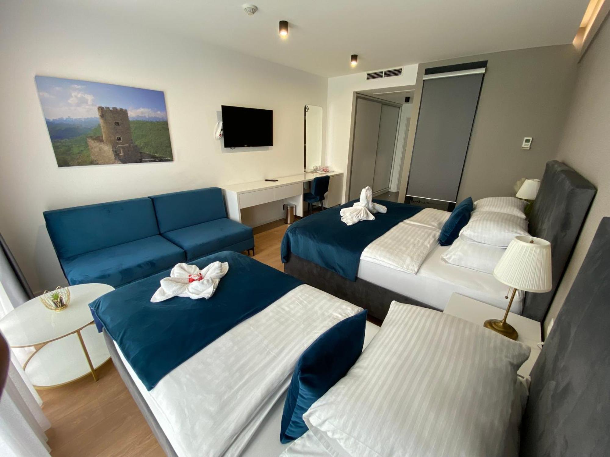 Hotel Gold Jet Bihac Ngoại thất bức ảnh